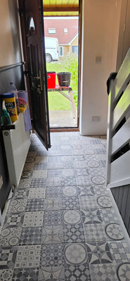 Shower enclosure wall tiling
